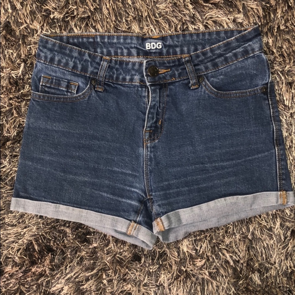 BDG Mid rise Alexa Shorts